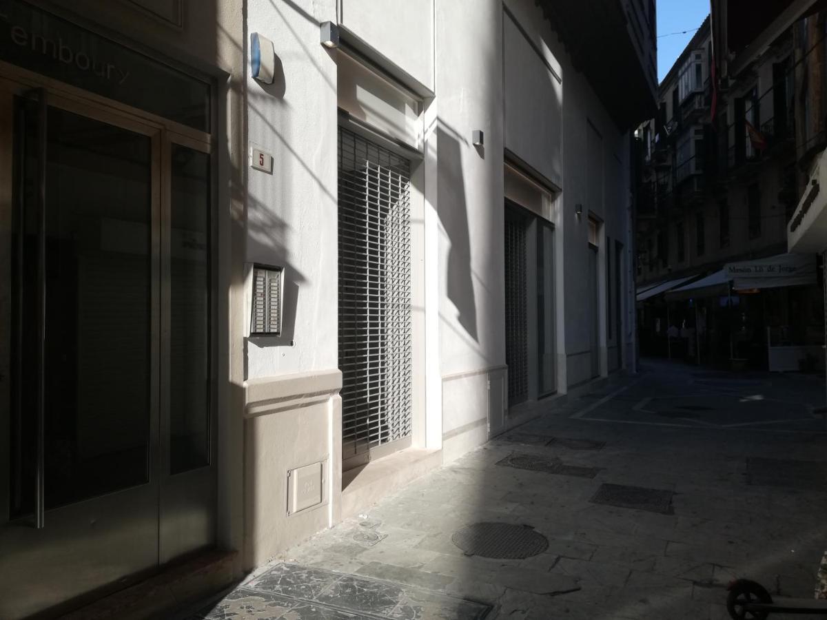 マラガApartamento Con Encanto "Larios Street"アパートメント エクステリア 写真