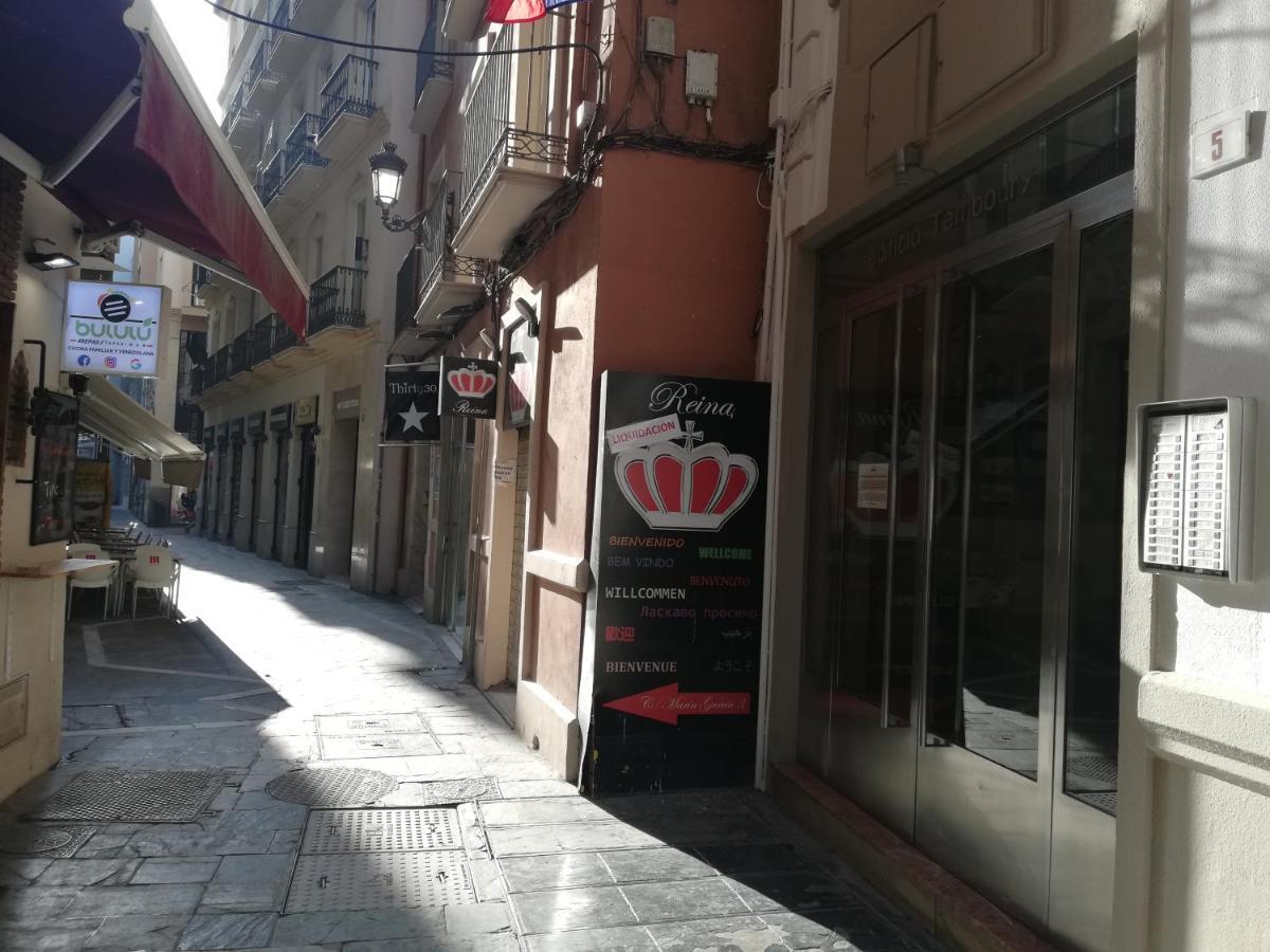 マラガApartamento Con Encanto "Larios Street"アパートメント エクステリア 写真
